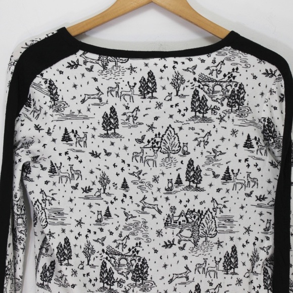 VICTORIA’S SECRET Waffle Knit Winter Scene Thermal Long Sleeve Pajamas Size S - Picture 5 of 13